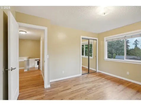330 NW 107th Avenue Portland OR 97229