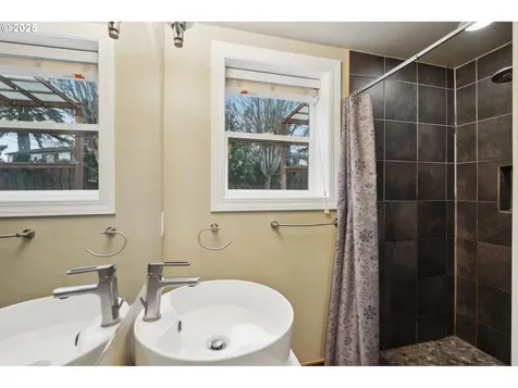 330 NW 107th Avenue Portland OR 97229