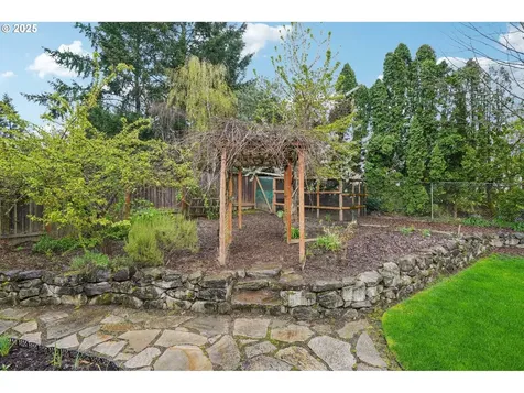 330 NW 107th Avenue Portland OR 97229