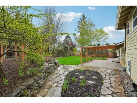 330 NW 107th Avenue Portland OR 97229