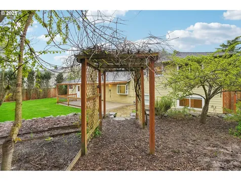 330 NW 107th Avenue Portland OR 97229