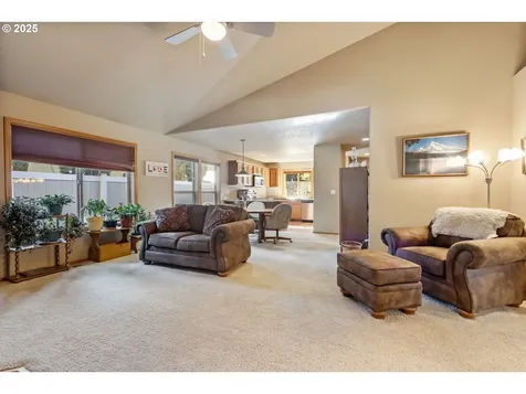 12820 NE 42nd Street Vancouver WA 98682