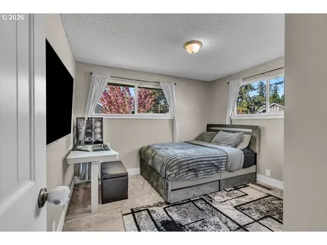 821 Johnson Street Woodburn OR 97071