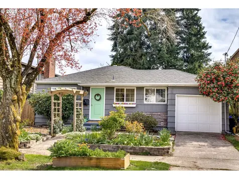 2114 SE Harold Street Portland OR 97202
