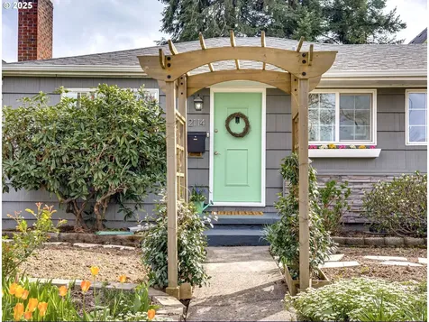 2114 SE Harold Street Portland OR 97202