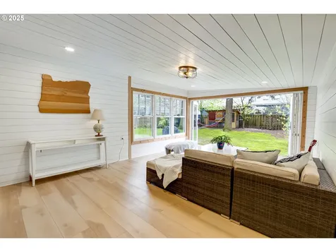 2114 SE Harold Street Portland OR 97202