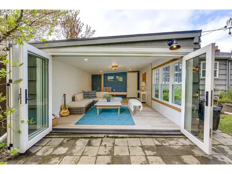2114 SE Harold Street Portland OR 97202