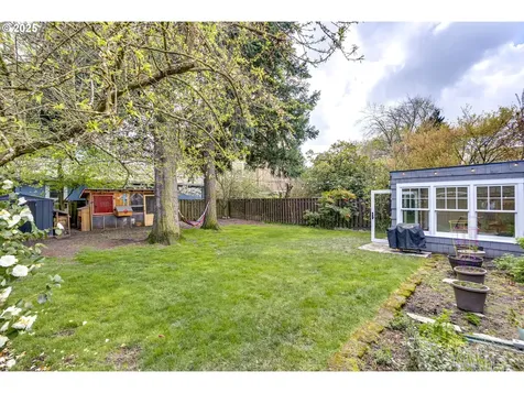 2114 SE Harold Street Portland OR 97202