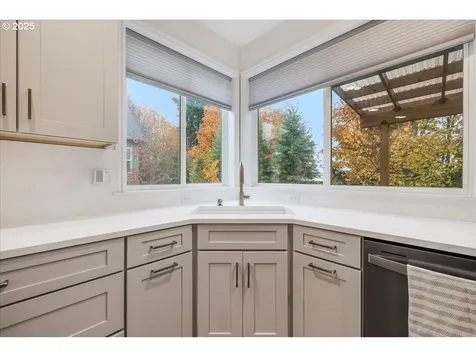 20870 Yosemite Street NE Aurora OR 97002