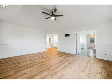 20870 Yosemite Street NE Aurora OR 97002