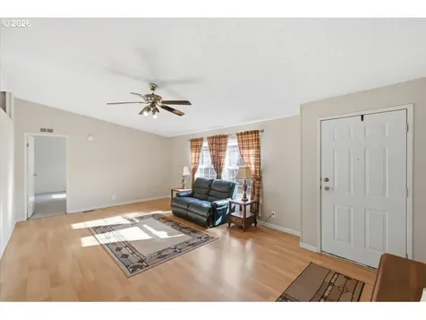 5050 Columbus Street SE Albany OR 97322