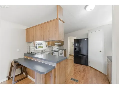 5050 Columbus Street SE Albany OR 97322