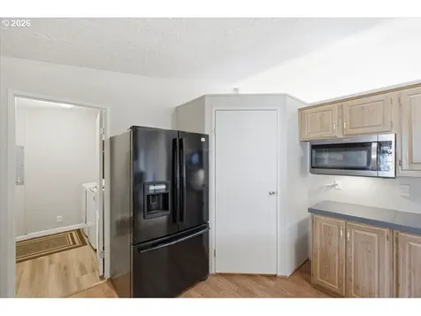 5050 Columbus Street SE Albany OR 97322