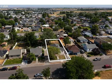561 E Ridgeway Avenue Hermiston OR 97838