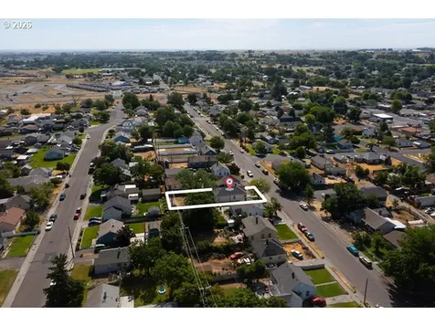 561 E Ridgeway Avenue Hermiston OR 97838