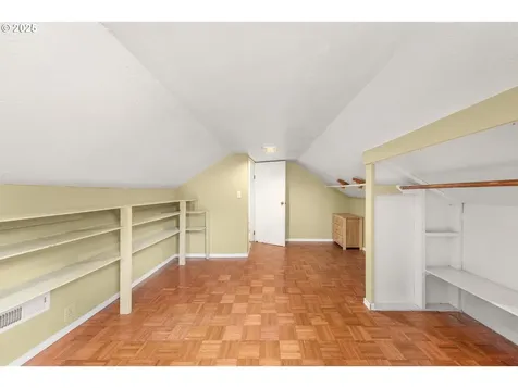 1845 SW Taylors Ferry Road Portland OR 97219