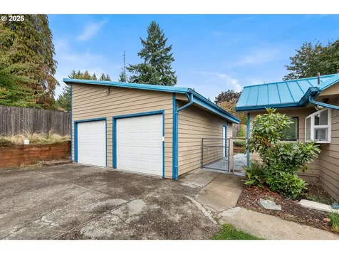 1845 SW Taylors Ferry Road Portland OR 97219