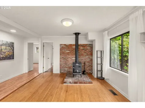 1845 SW Taylors Ferry Road Portland OR 97219