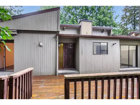 13603 NE Regents Drive Vancouver WA 98684
