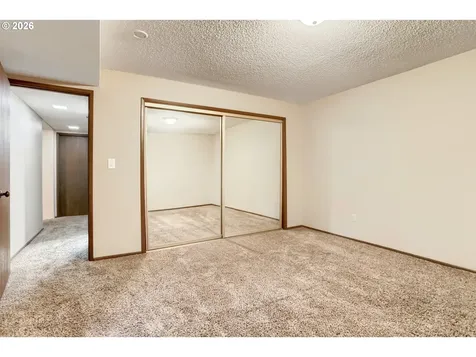 13603 NE Regents Drive Vancouver WA 98684
