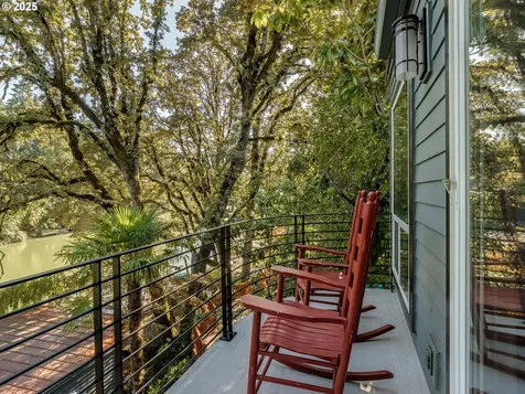 17210 Cedar Road Lake Oswego OR 97034