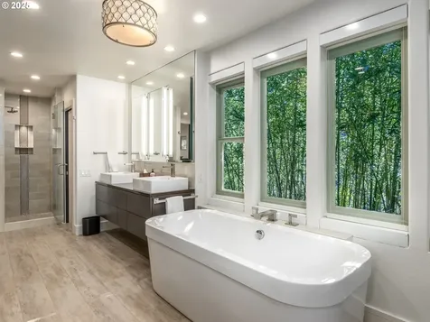 17210 Cedar Road Lake Oswego OR 97034