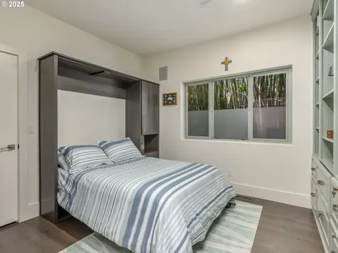 17210 Cedar Road Lake Oswego OR 97034