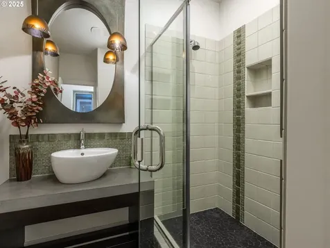 17210 Cedar Road Lake Oswego OR 97034