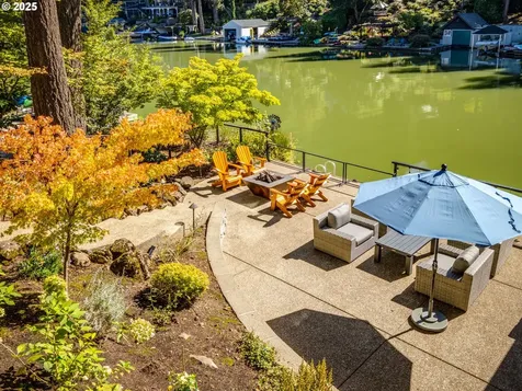 17210 Cedar Road Lake Oswego OR 97034