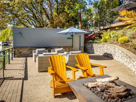 17210 Cedar Road Lake Oswego OR 97034