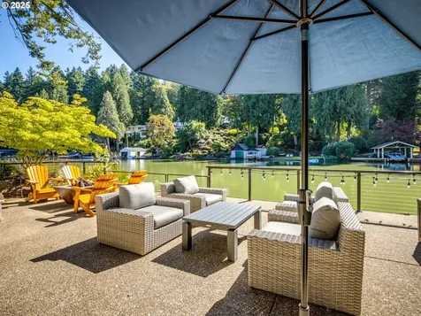 17210 Cedar Road Lake Oswego OR 97034