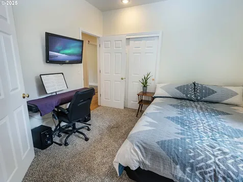 15011 Pebble Beach Drive Oregon City OR 97045