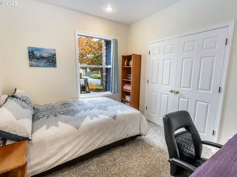 15011 Pebble Beach Drive Oregon City OR 97045