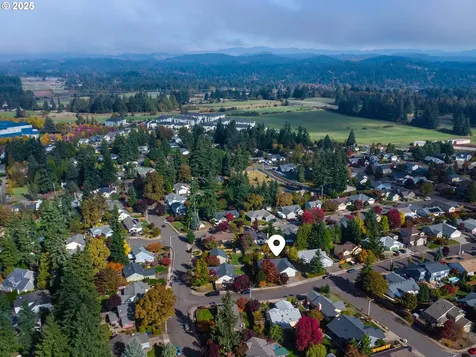 15011 Pebble Beach Drive Oregon City OR 97045