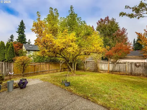 15011 Pebble Beach Drive Oregon City OR 97045