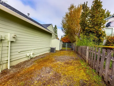 15011 Pebble Beach Drive Oregon City OR 97045