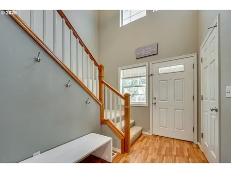 1825 N 9th Way Ridgefield WA 98642