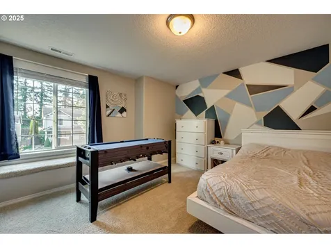 1825 N 9th Way Ridgefield WA 98642