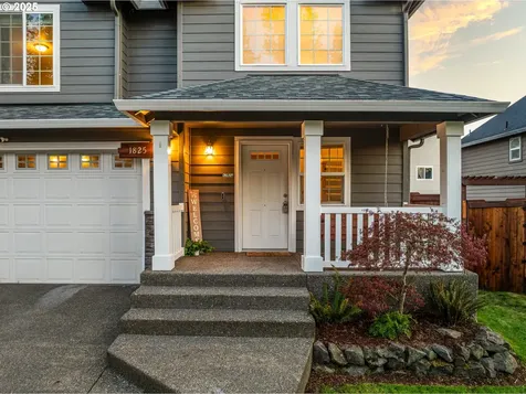 1825 N 9th Way Ridgefield WA 98642