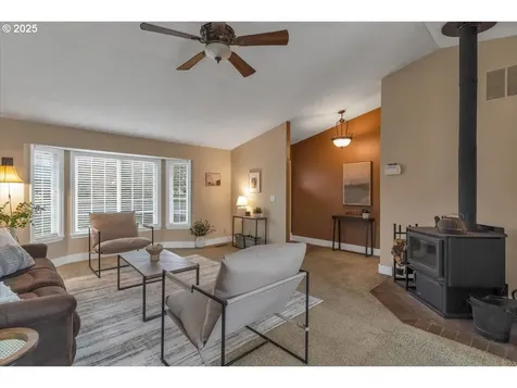 1393 SW Alexander Drive Dallas OR 97338