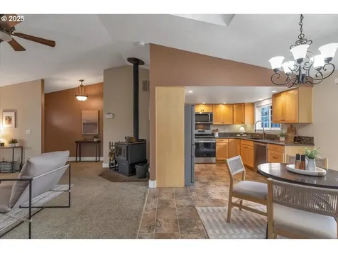1393 SW Alexander Drive Dallas OR 97338