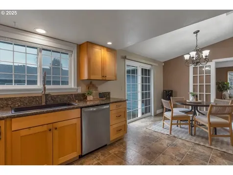 1393 SW Alexander Drive Dallas OR 97338