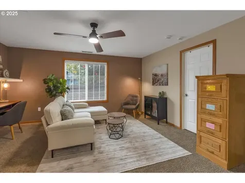 1393 SW Alexander Drive Dallas OR 97338