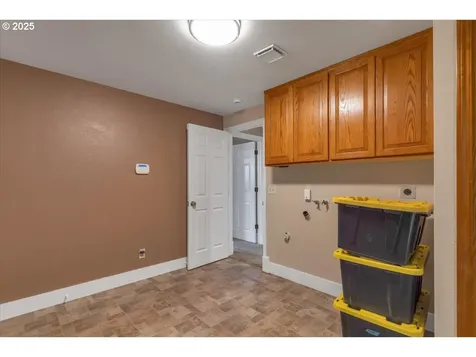 1393 SW Alexander Drive Dallas OR 97338