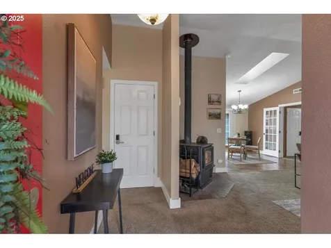1393 SW Alexander Drive Dallas OR 97338