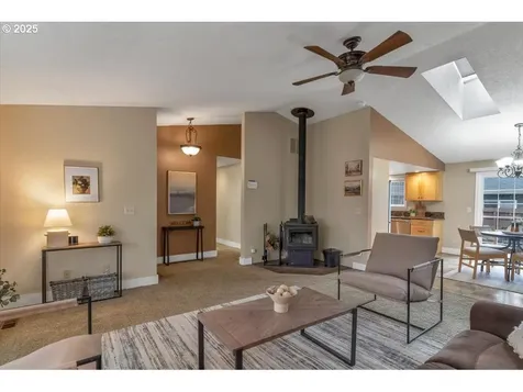 1393 SW Alexander Drive Dallas OR 97338