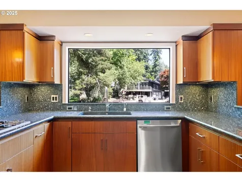 17810 Sarah Hill Lane Lake Oswego OR 97035