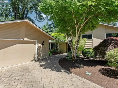 17810 Sarah Hill Lane Lake Oswego OR 97035