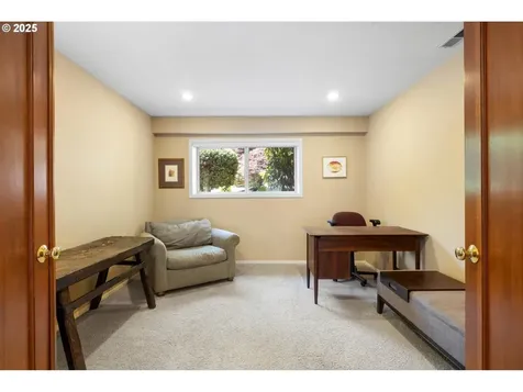 17810 Sarah Hill Lane Lake Oswego OR 97035