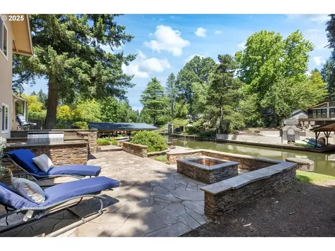 17810 Sarah Hill Lane Lake Oswego OR 97035